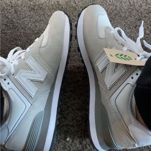 New Balance 574 Nimbus cloud with white